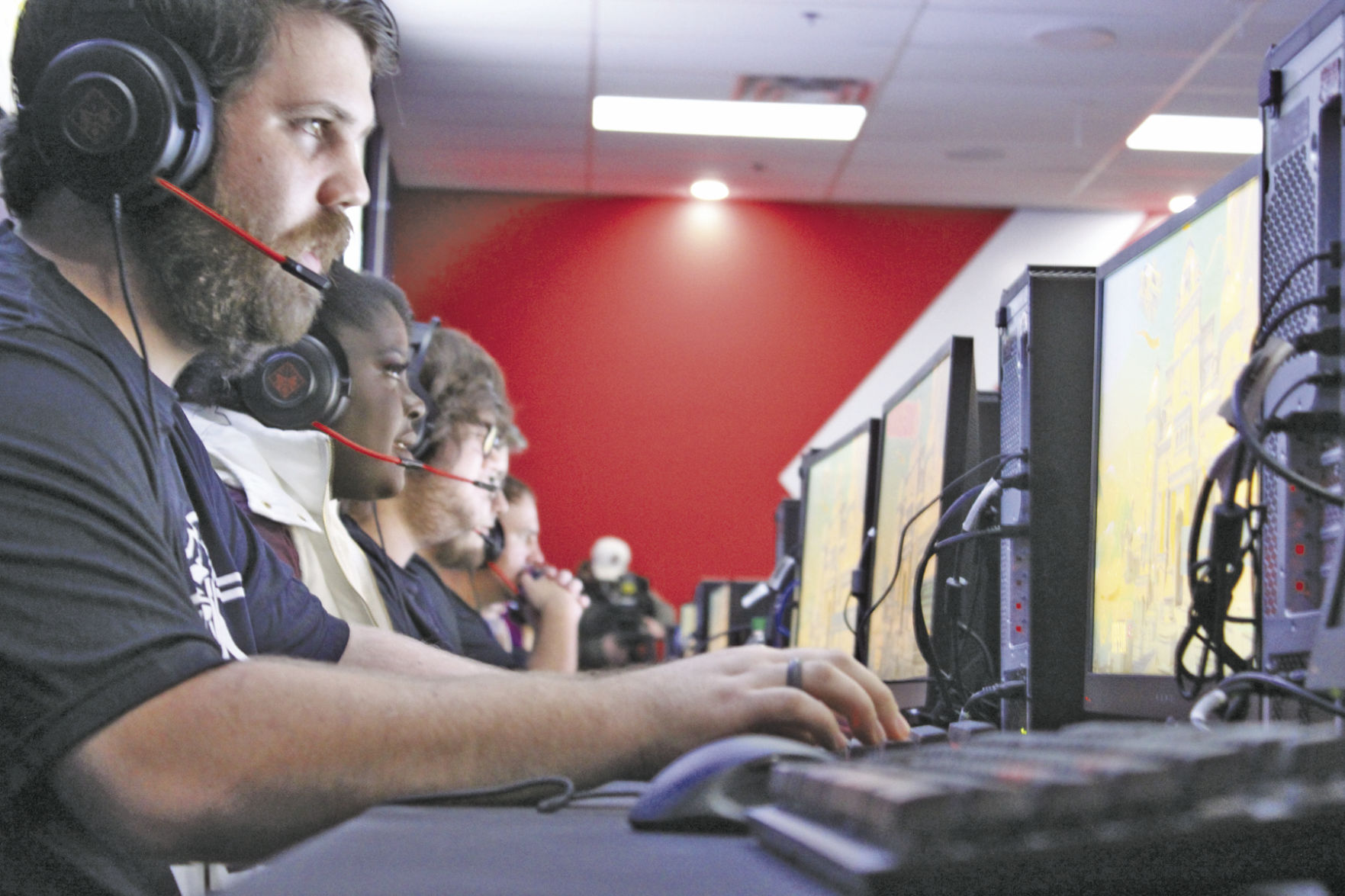Esports1.jpg